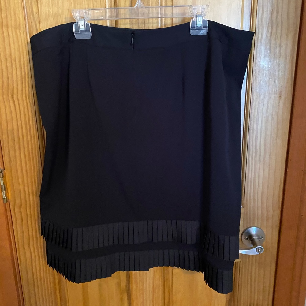 SZ 22 Lane Bryant black skirt